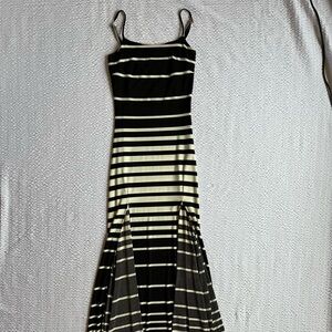 Y2K Parisian collection Black and white Striped Dress size small